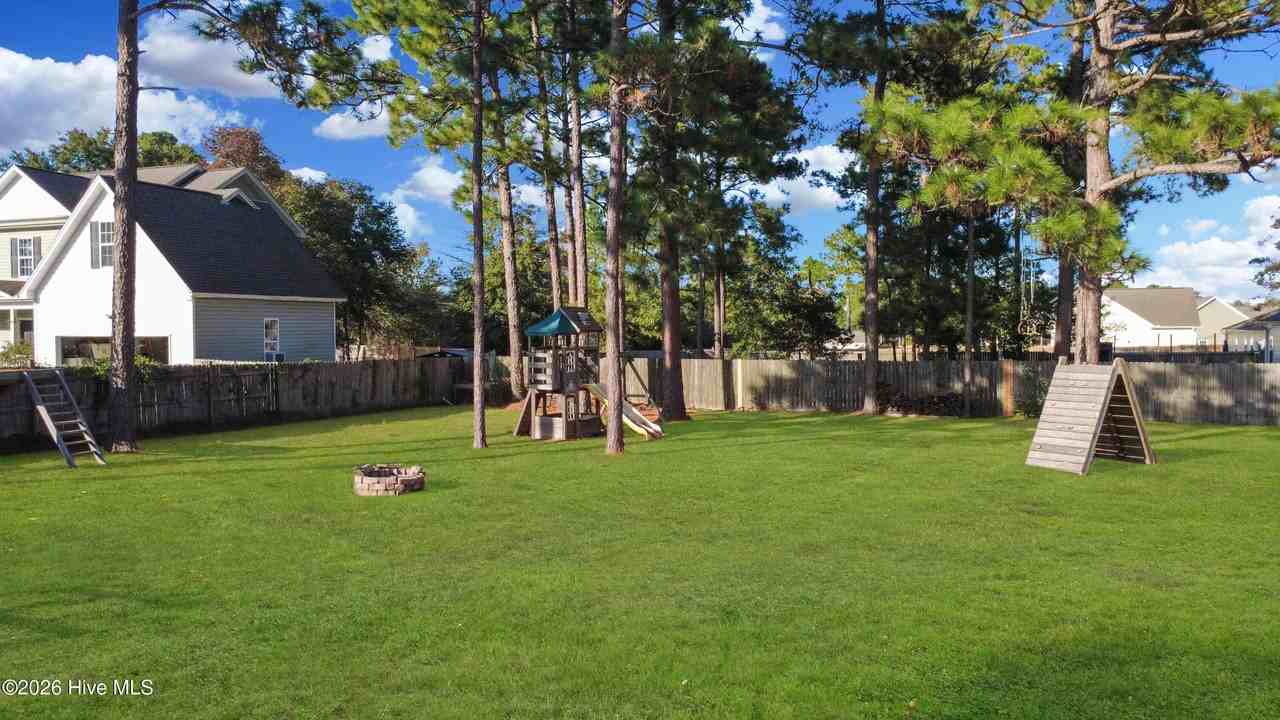 765 Jim Grant Ave - Photo 4 of 39