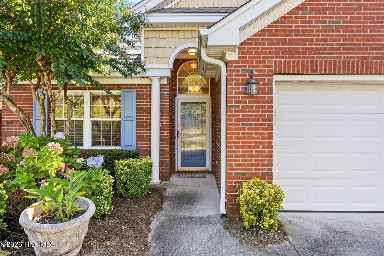 3736 Merestone Dr - Photo 2 of 26