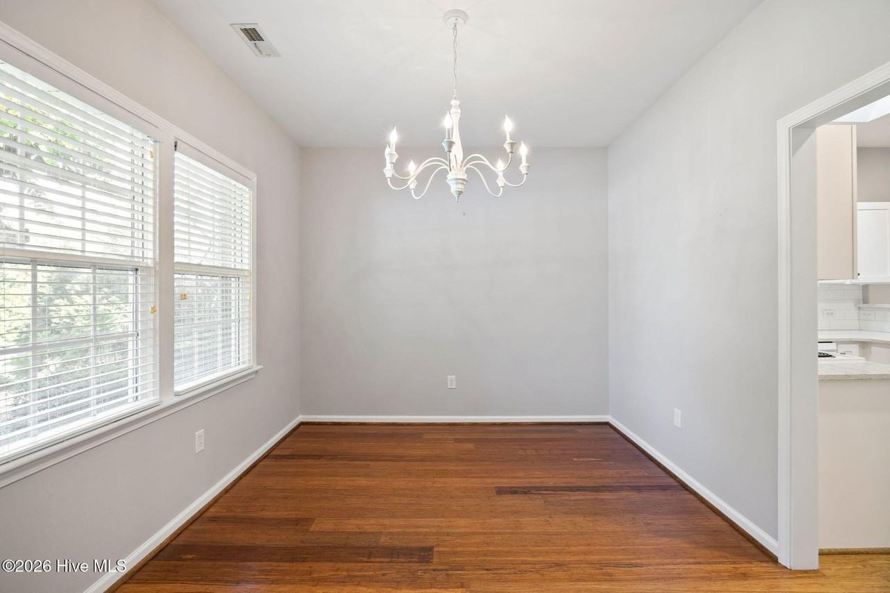 3736 Merestone Dr - Photo 4 of 26
