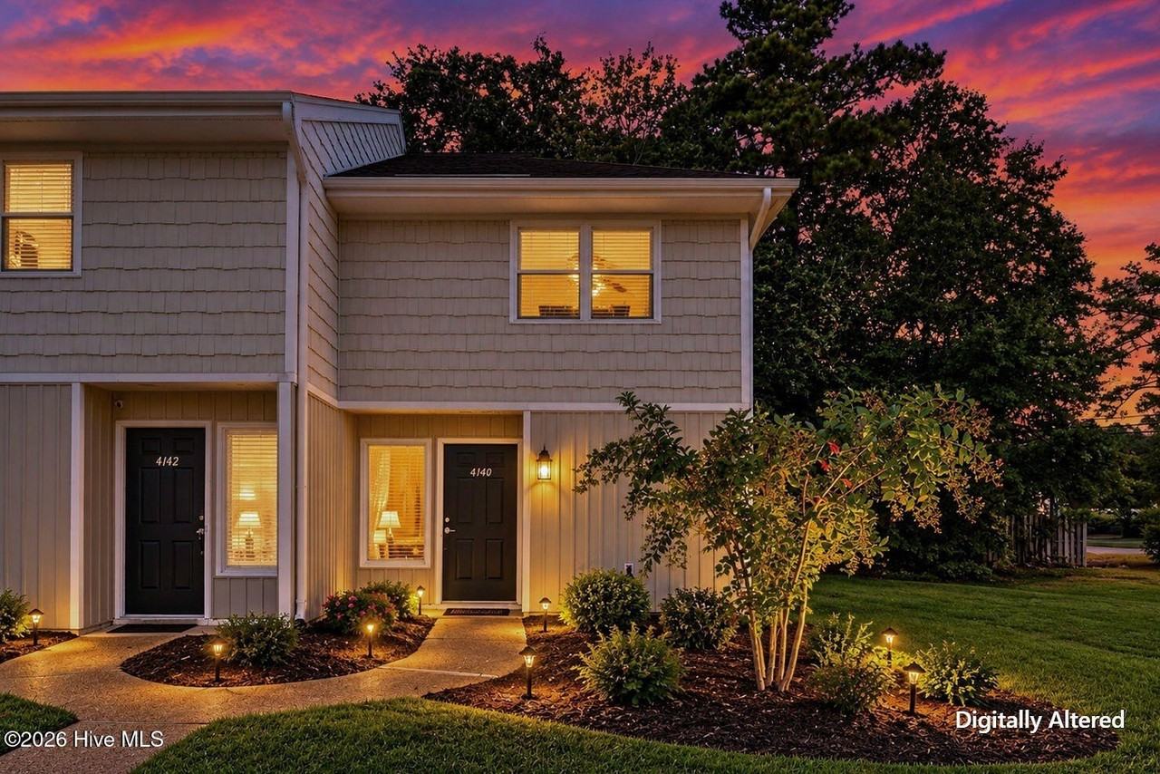 4140 Spirea Dr - Photo 2 of 32