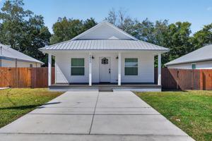 featured image of 2855 N 8th St