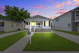 2220 Clinton St - Photo 1 of 1