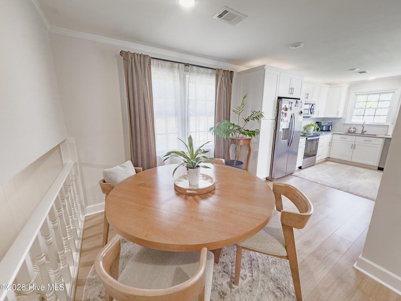 4323 Alpine Way - Photo 7 of 19