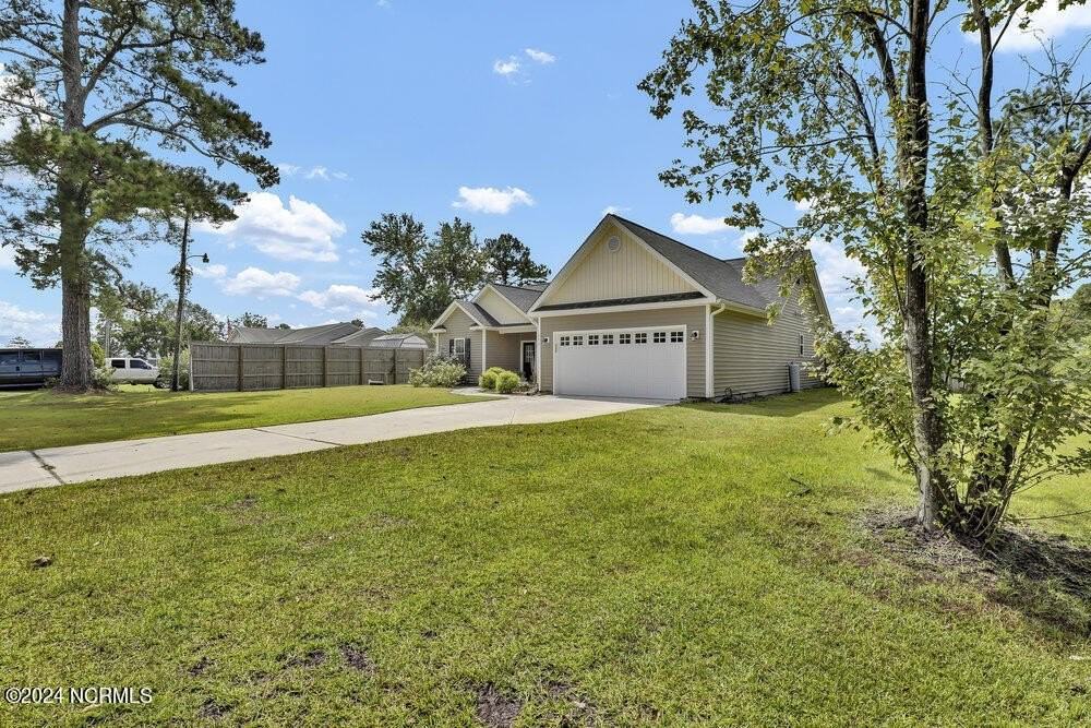 404 Camp Davis Rd - Photo 2 of 27