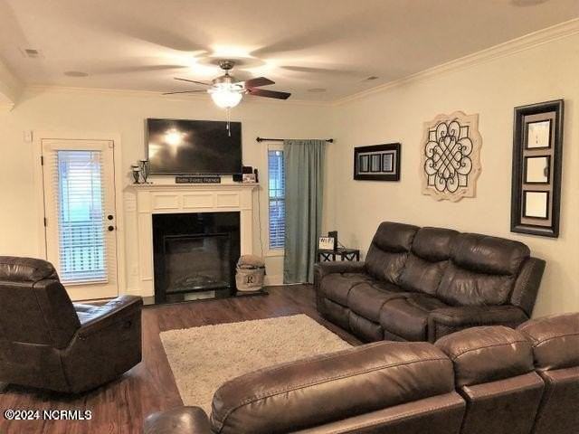 626 Brookfield Dr - Photo 5 of 16