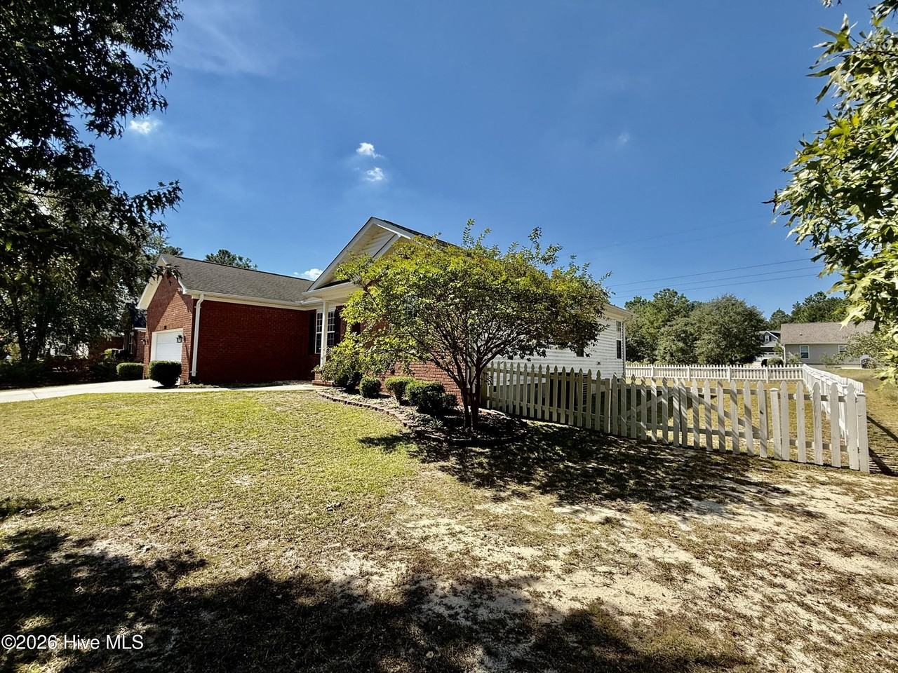 1320 Burning Tree Rd - Photo 3 of 44