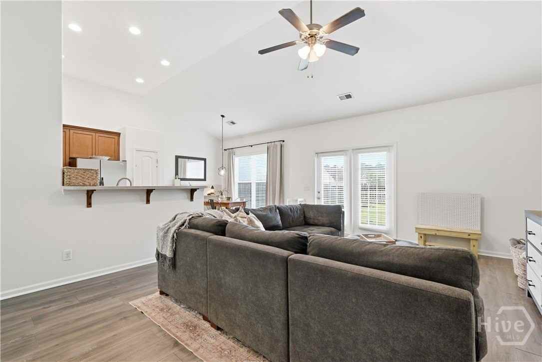 7 Bay Willow Ct - Photo 7 of 31