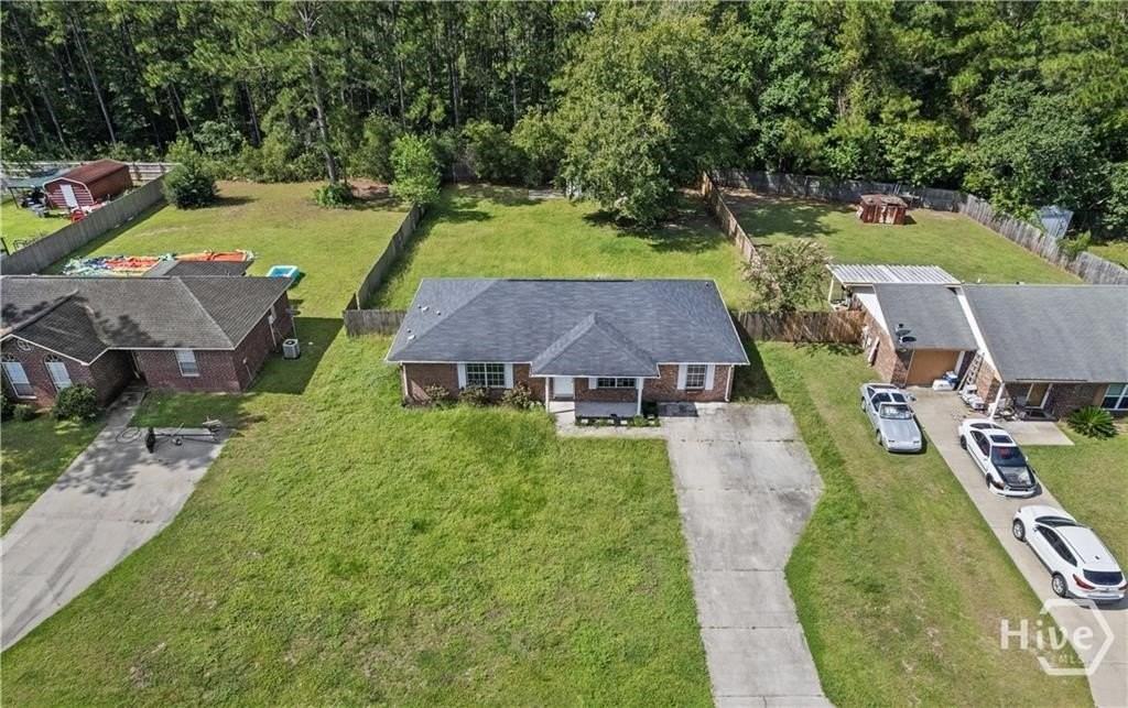 1325 Loblolly Dr - Photo 2 of 24