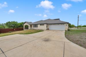 featured image of 623 Skyline Dr