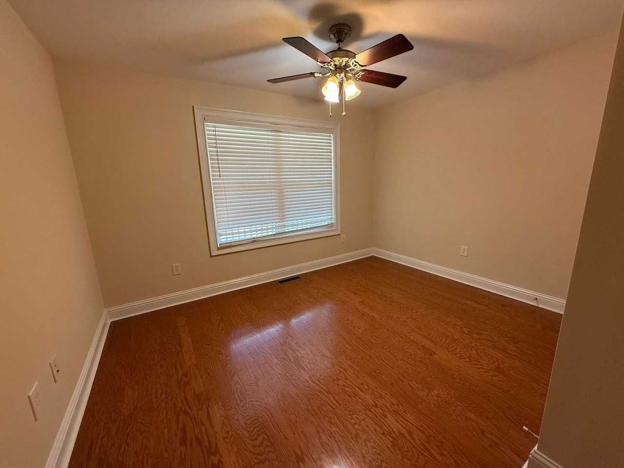 167 Mandy Dr - Photo 4 of 13