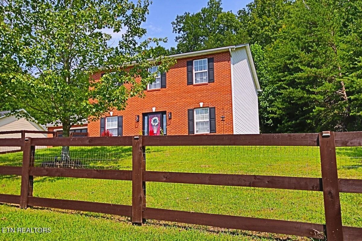 8601 Rayworth Trl - Photo 5 of 38