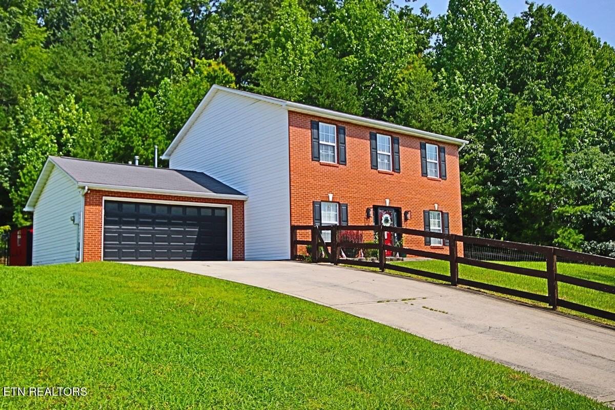8601 Rayworth Trl - Photo 6 of 38