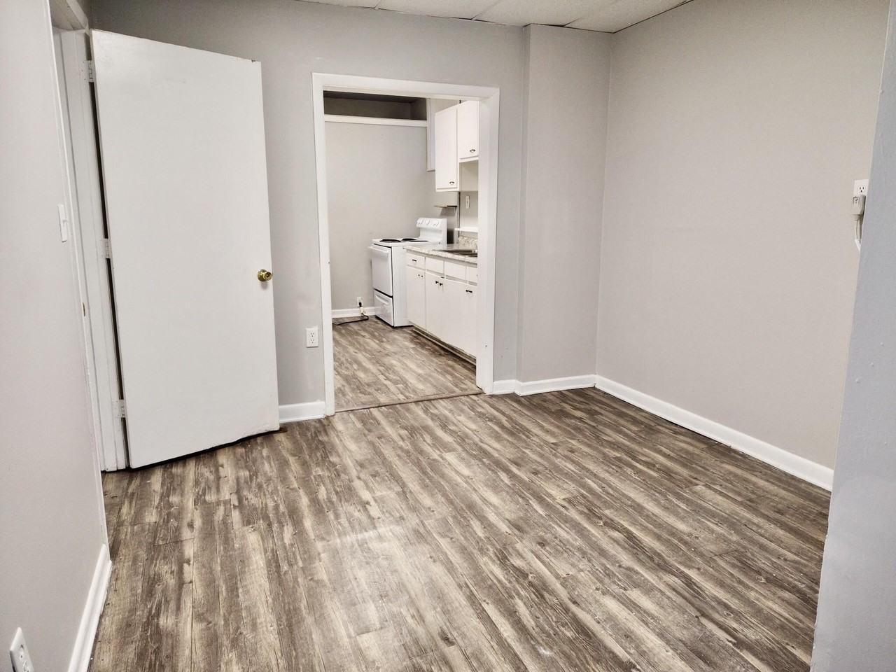 193 N Martin Luther King Blvd #B - Photo 6 of 6