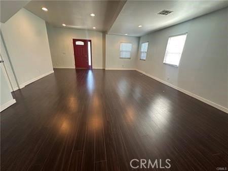 8801 Cattaraugus Ave - Photo 3 of 8