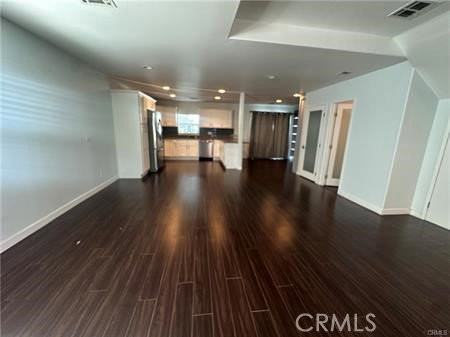8801 Cattaraugus Ave - Photo 4 of 8