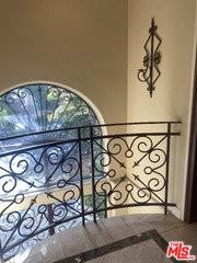 1862 S Bentley Ave #101 - Photo 3 of 7