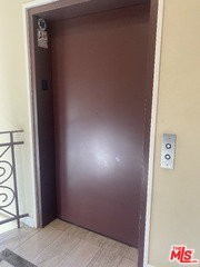 1862 S Bentley Ave #101 - Photo 4 of 7