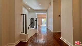 2111 S Beverly Glen Blvd #PH2 - Photo 5 of 8