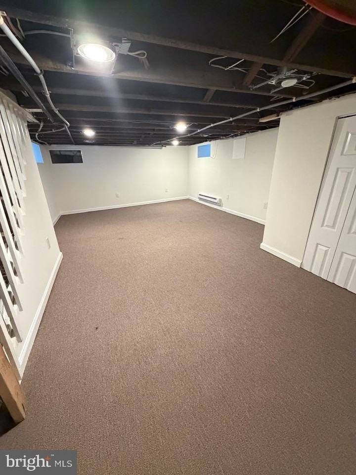 217 Simpson Rd - Photo 7 of 14