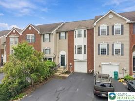 5607 Spring Ridge Dr W - Photo 1 of 1