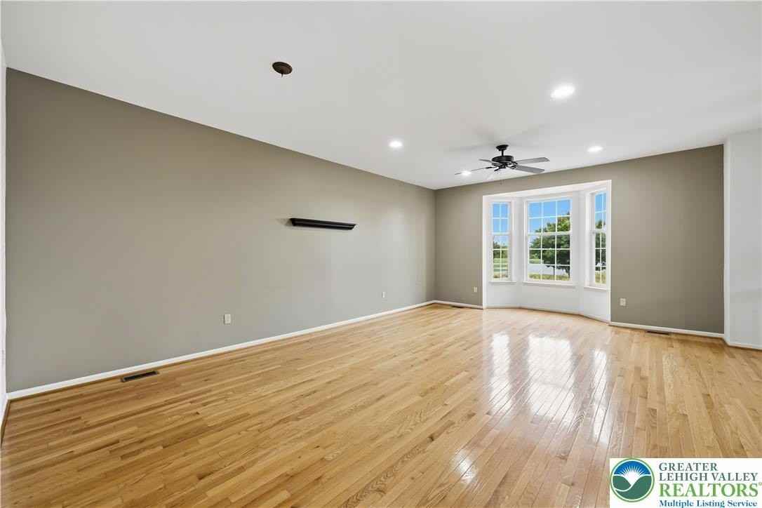 5607 Spring Ridge Dr W - Photo 7 of 26