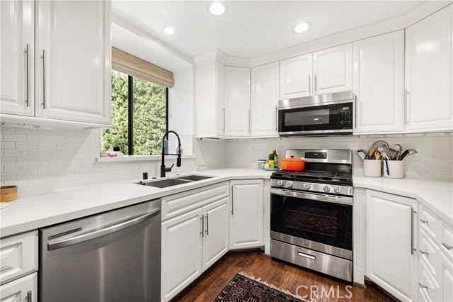 23473 Park Sorrento - Photo 7 of 8