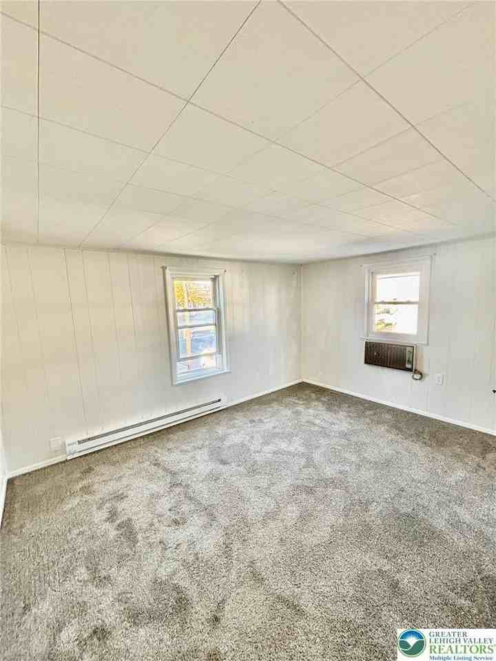 14 E Main St - Photo 3 of 7