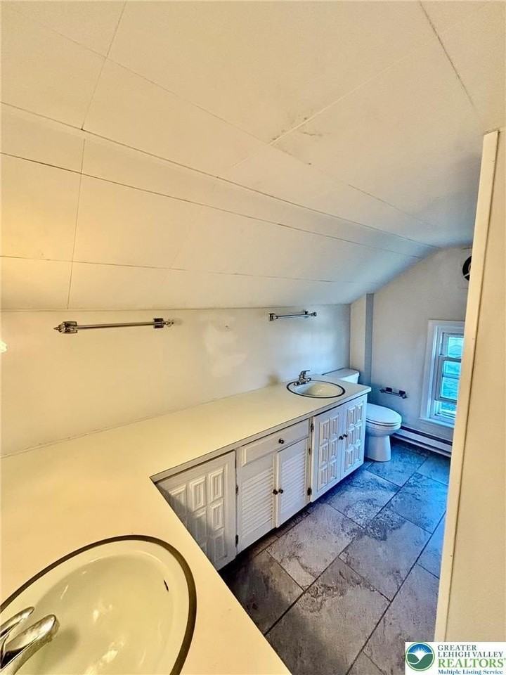 14 E Main St - Photo 6 of 7