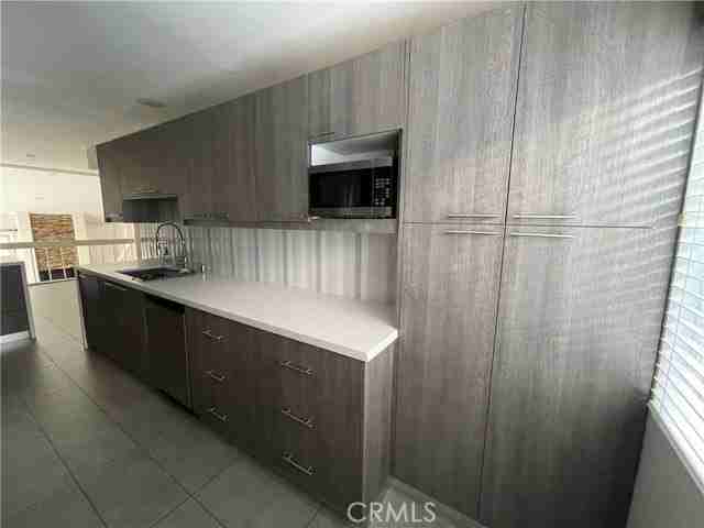 6201 Randi Ave #1-2 - Photo 4 of 8