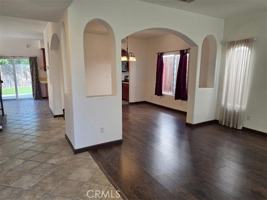 featured image of 10627 Amestoy Ave