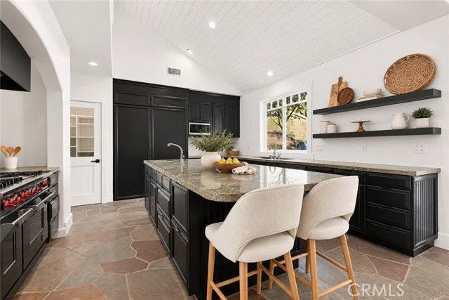 24305 Bridle Trail Rd - Photo 7 of 8