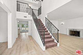 22777 Brenford St - Photo 3 of 8