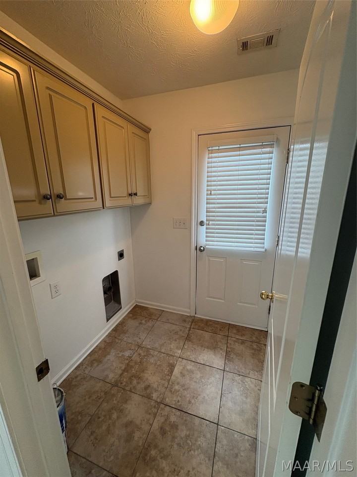69 Uden Way - Photo 5 of 14