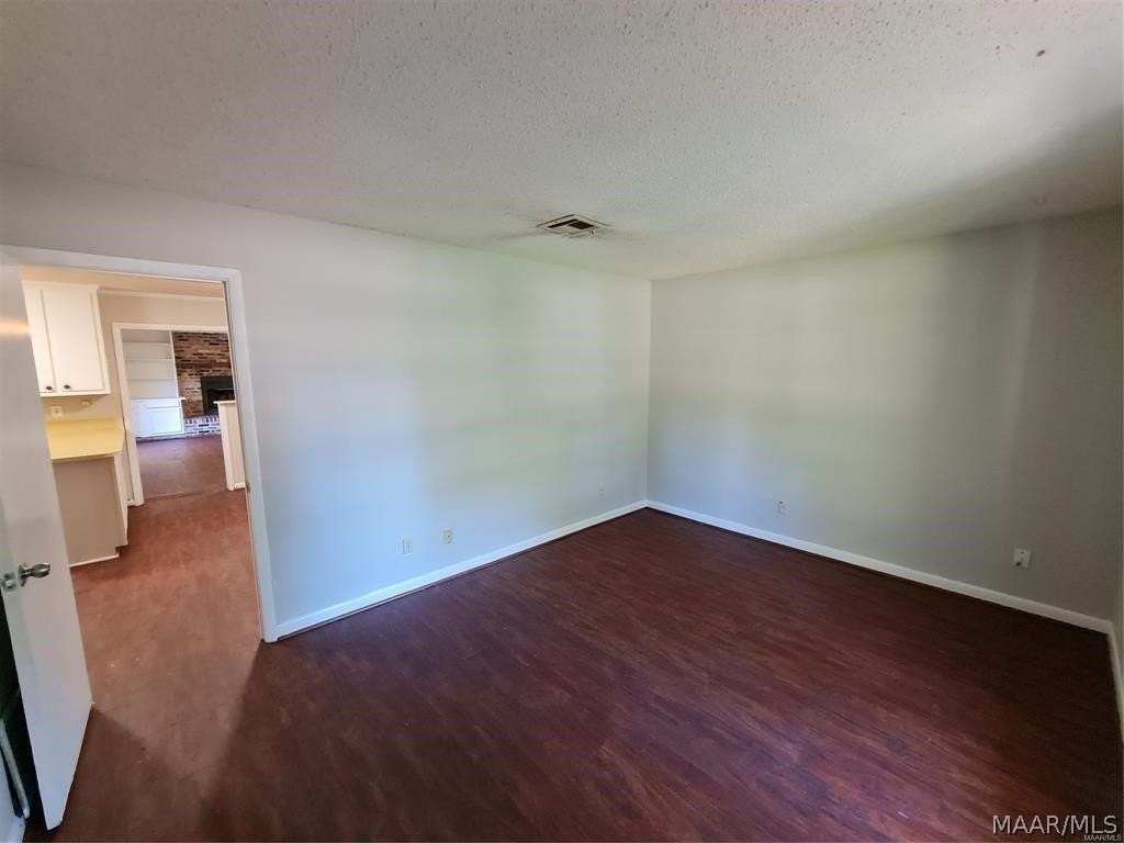 616 Fieldbrook Ct - Photo 4 of 33
