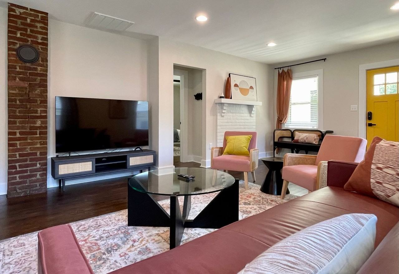 115 Powell St - Photo 3 of 21