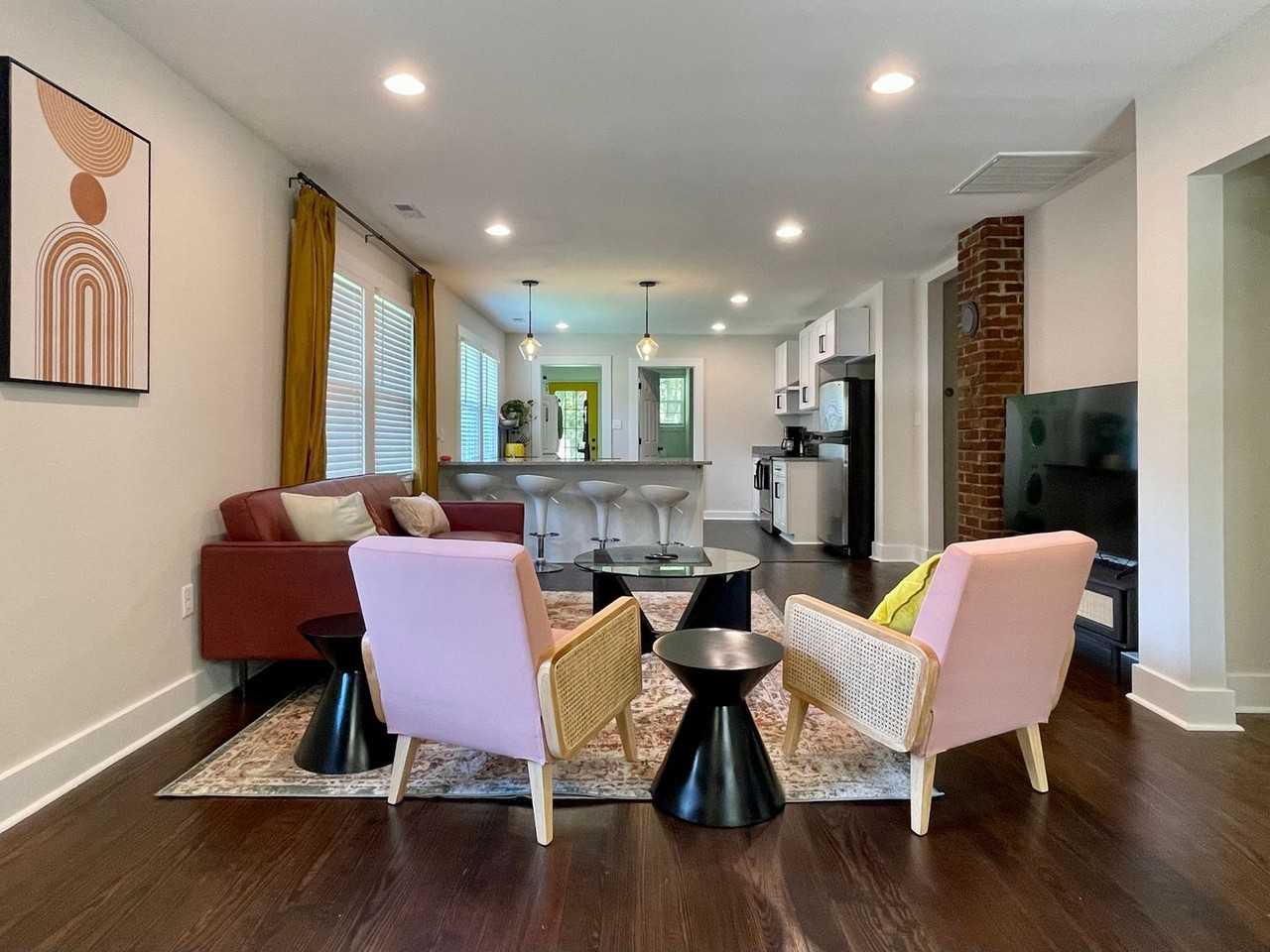 115 Powell St - Photo 6 of 21