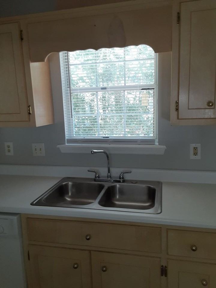 1488 Ricardo St - Photo 5 of 10
