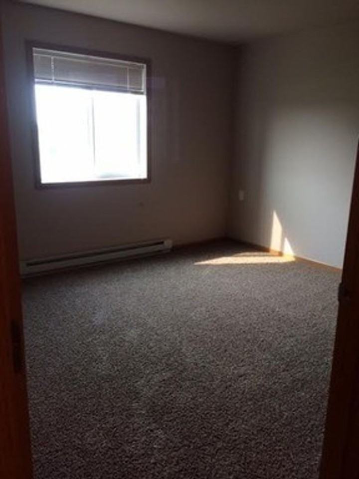 2150 33rd St NW - Photo 7 of 14