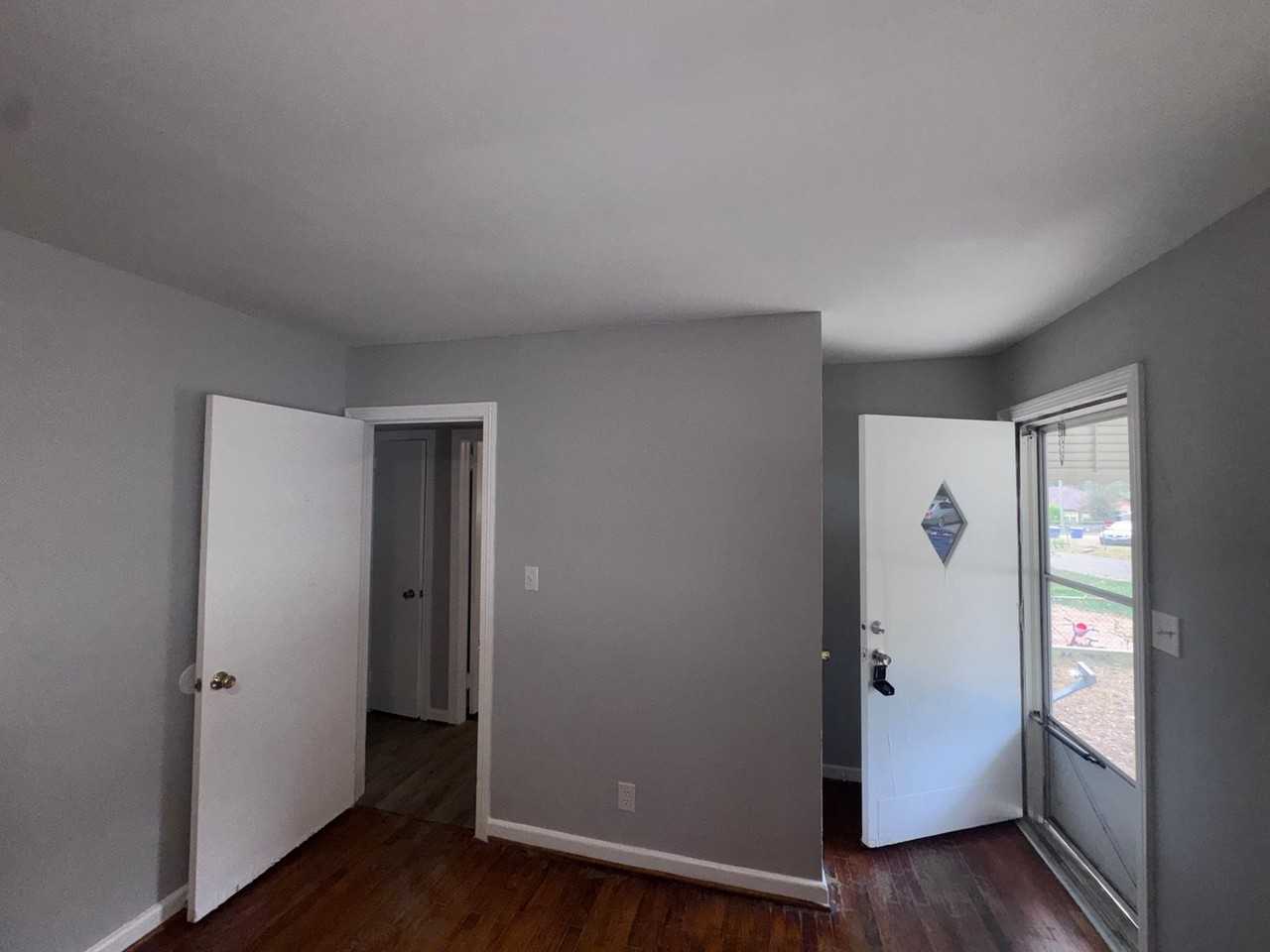 13 Nease St - Photo 4 of 6