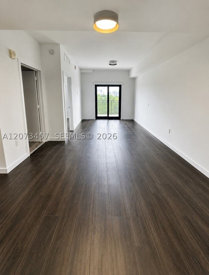 2675 Nw 87th St #302 - Photo 2 of 8