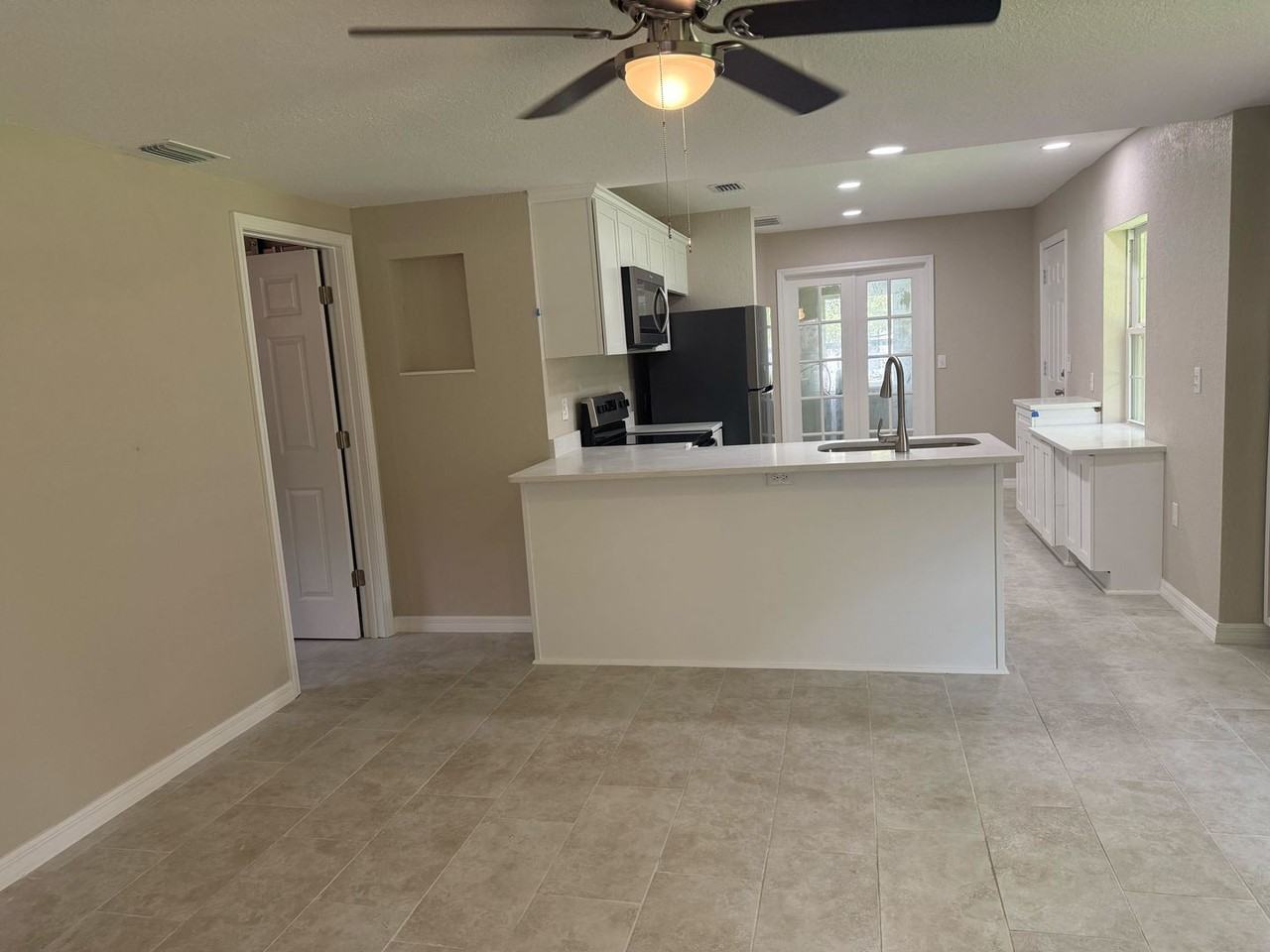 6287 Se Hames Rd - Photo 4 of 17