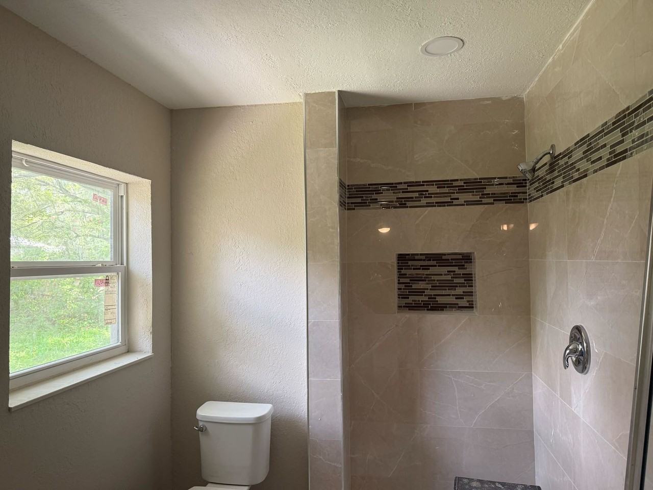 6287 Se Hames Rd - Photo 7 of 17