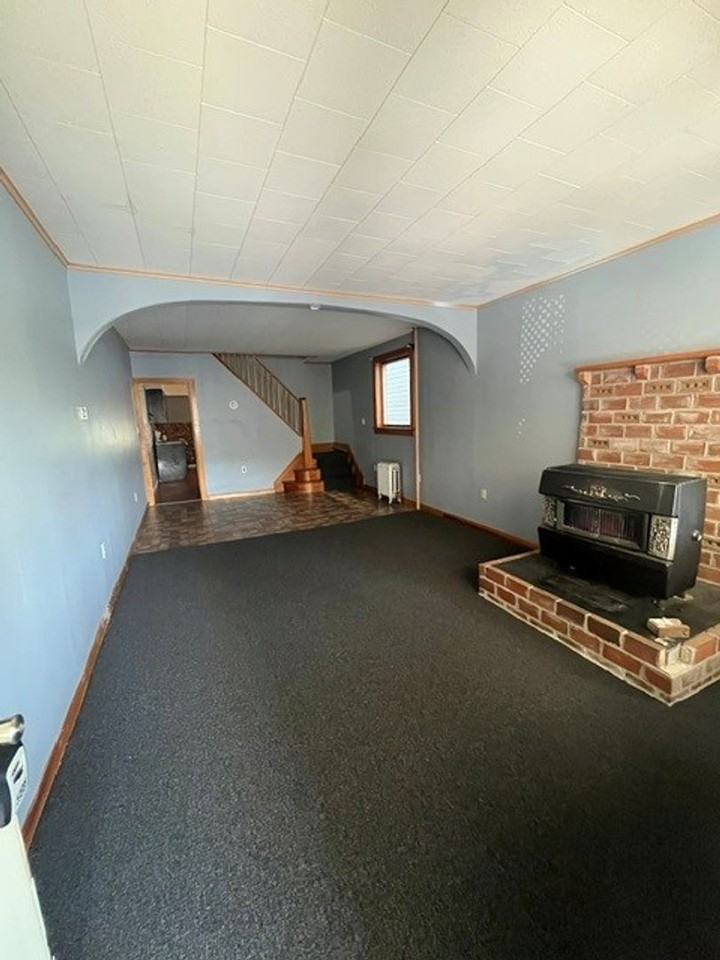 334 E Ludlow St - Photo 3 of 14