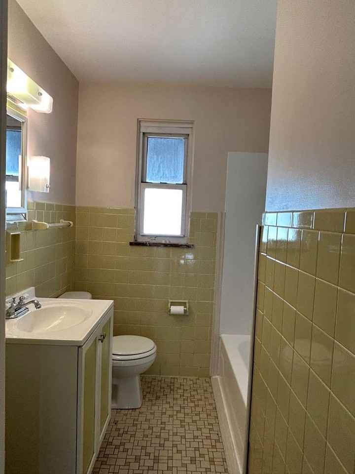 742 Frank St - Photo 7 of 15