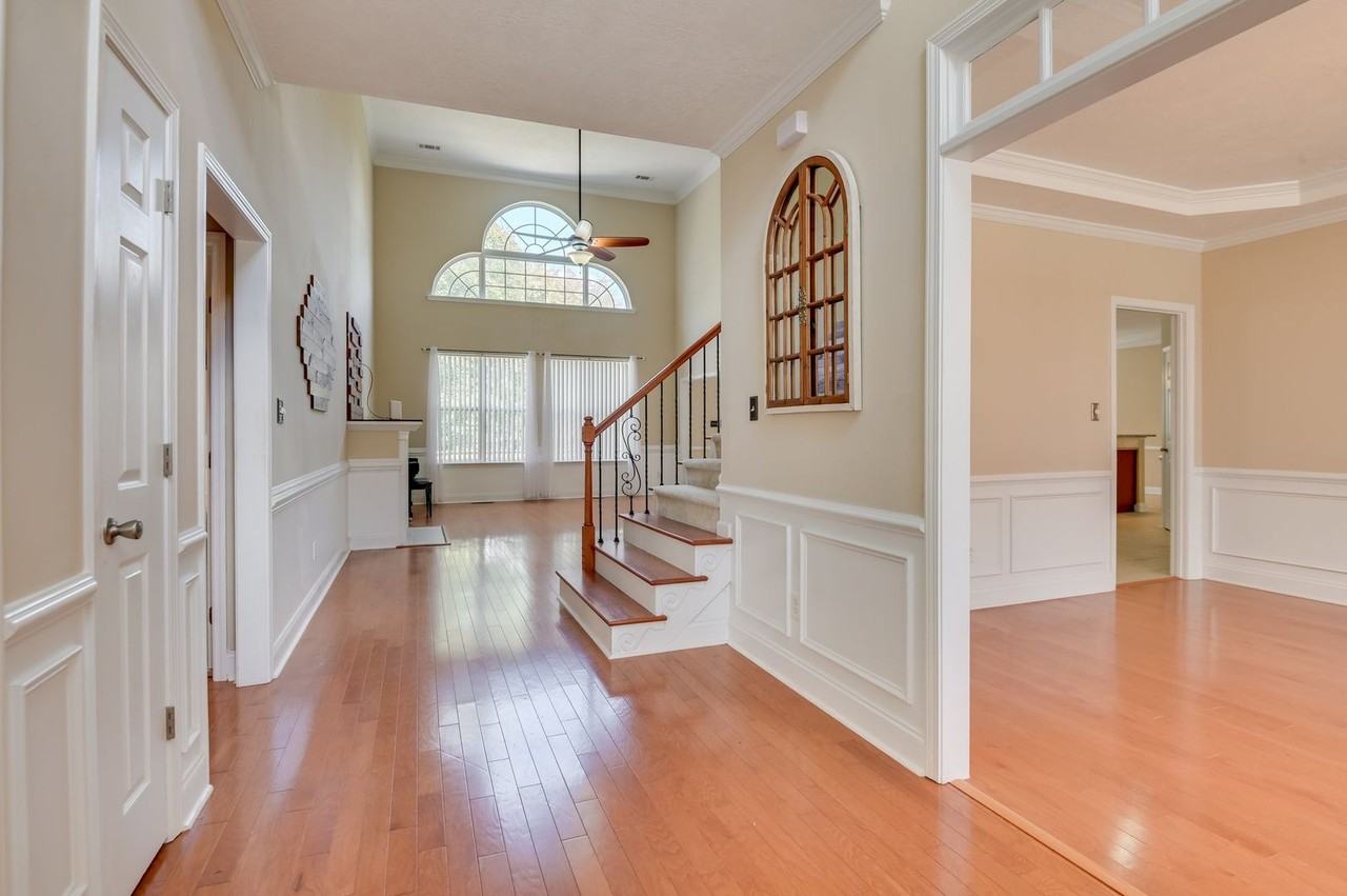 2072 Wythe Dr - Photo 4 of 50
