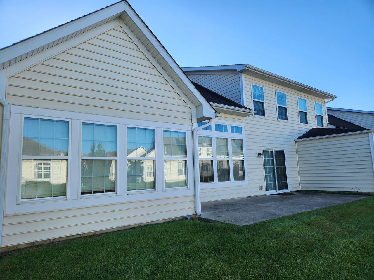 5087 Dinard Way - Photo 7 of 10
