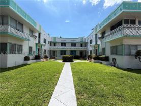 738 15th St #B2 - Photo 1 of 1