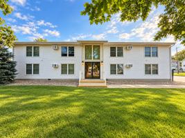 featured image of 812 Canyon Ave