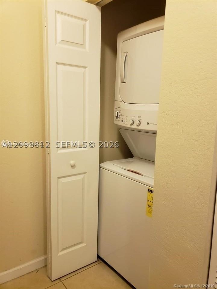 17131 Sw 96th St - Photo 2 of 6