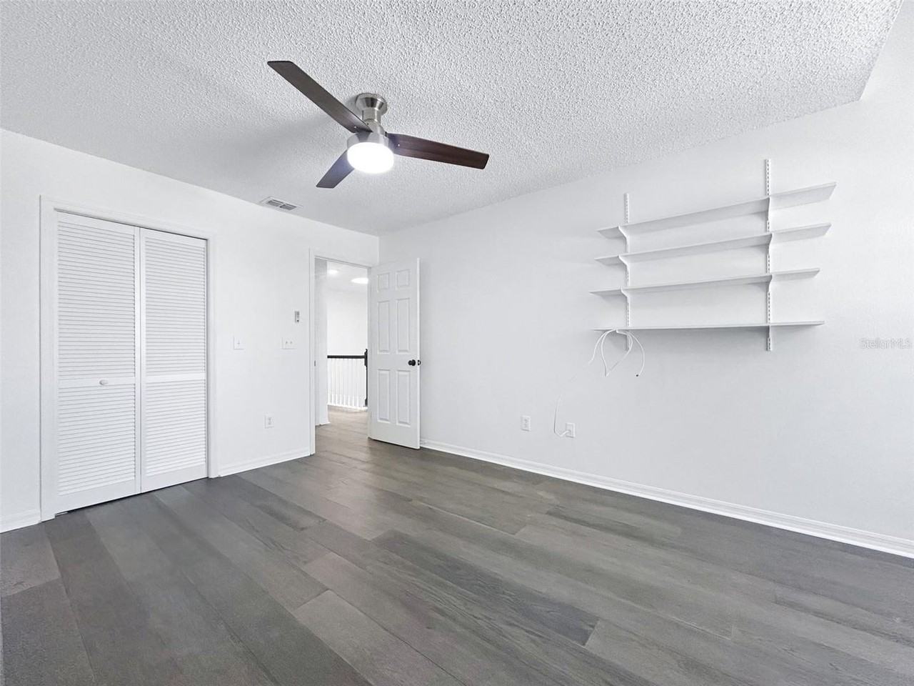 2523 Northfield Ln - Photo 3 of 21